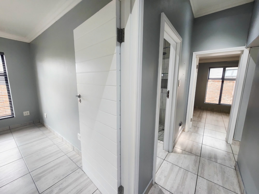 3 Bedroom Property for Sale in Hartenbos Central Western Cape